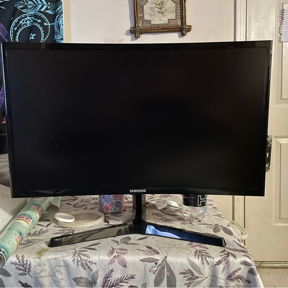 Samsung Curved Monitor 60hz